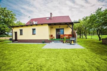 Фото номера Дом с 4 спальнями Дома для отпуска Dom Rodzinny г. Przysieczyn 38